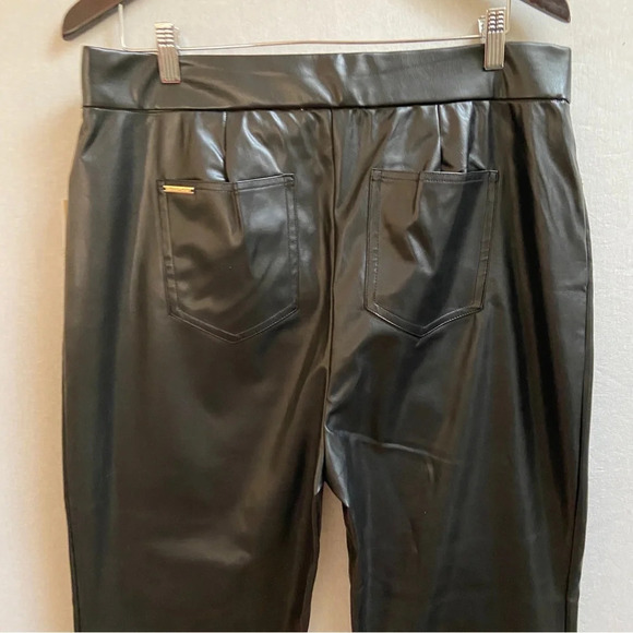NWT Michael Kors straight leg high rise pull on vegan leather pants Sz L - Picture 3 of 12